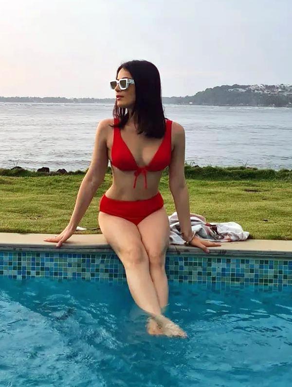 Kuttey Actress Radhika Madan In Red Bikini Flaunts Her Fine Sexy Body See Now